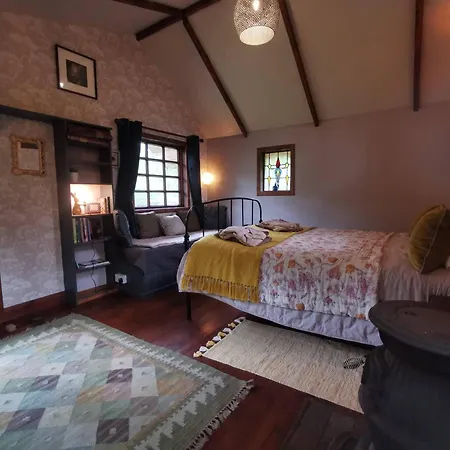 Teapot Lane Кемпинг Balloor (Leitrim)